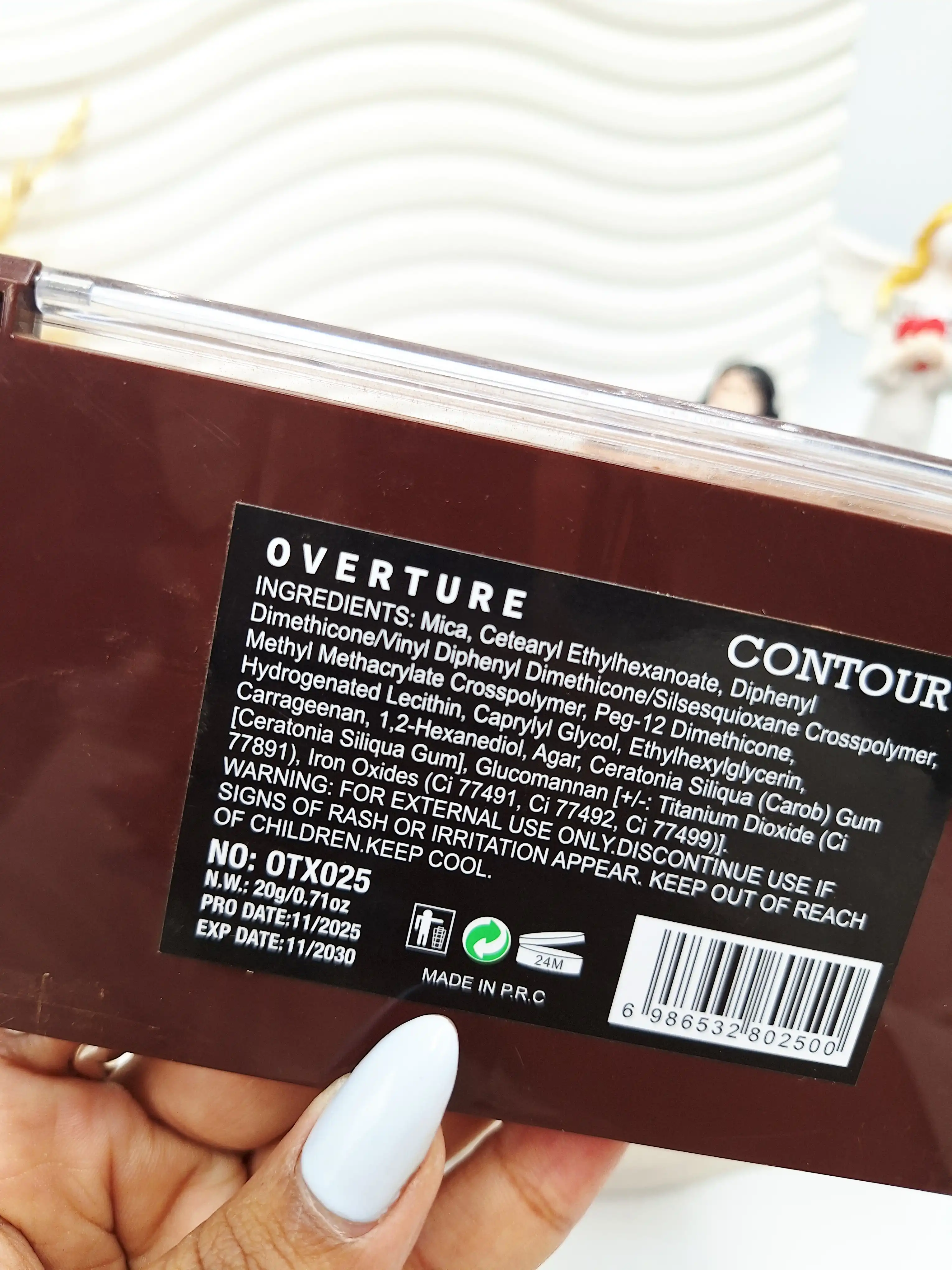 پالت8 تایی کانتور و هایلایتر برند OVERTURE  کد2500